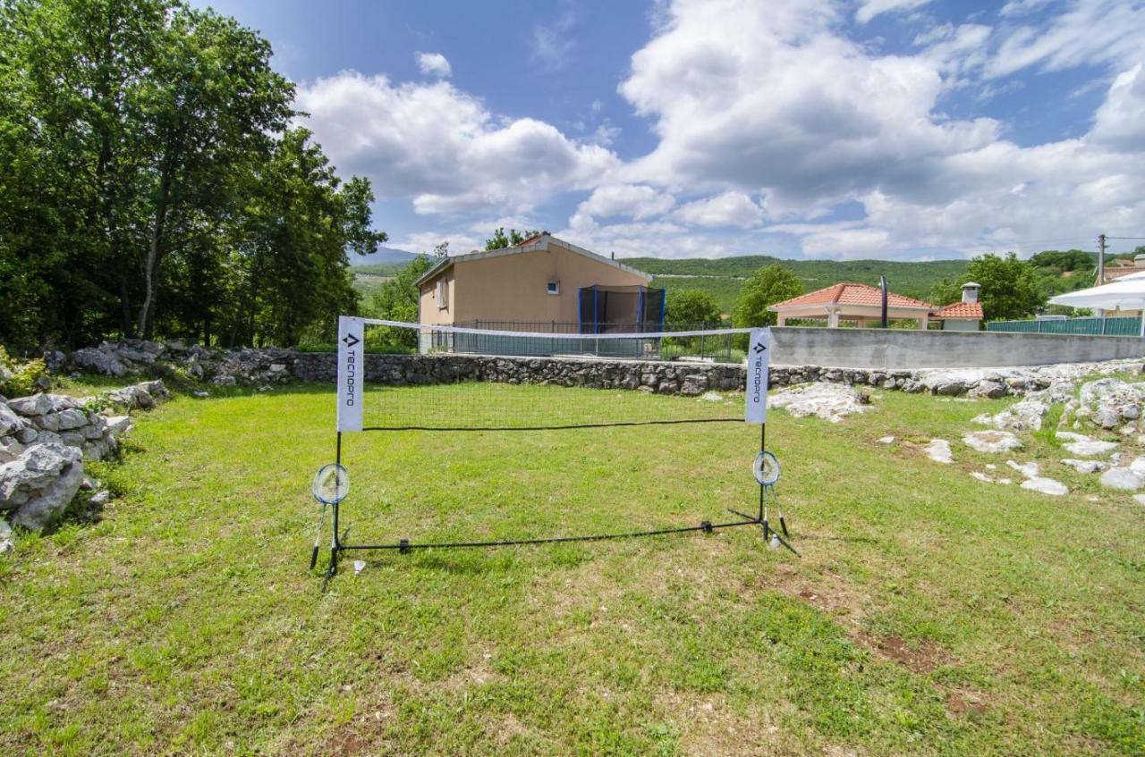 Villa Katja Omis Bagian luar foto